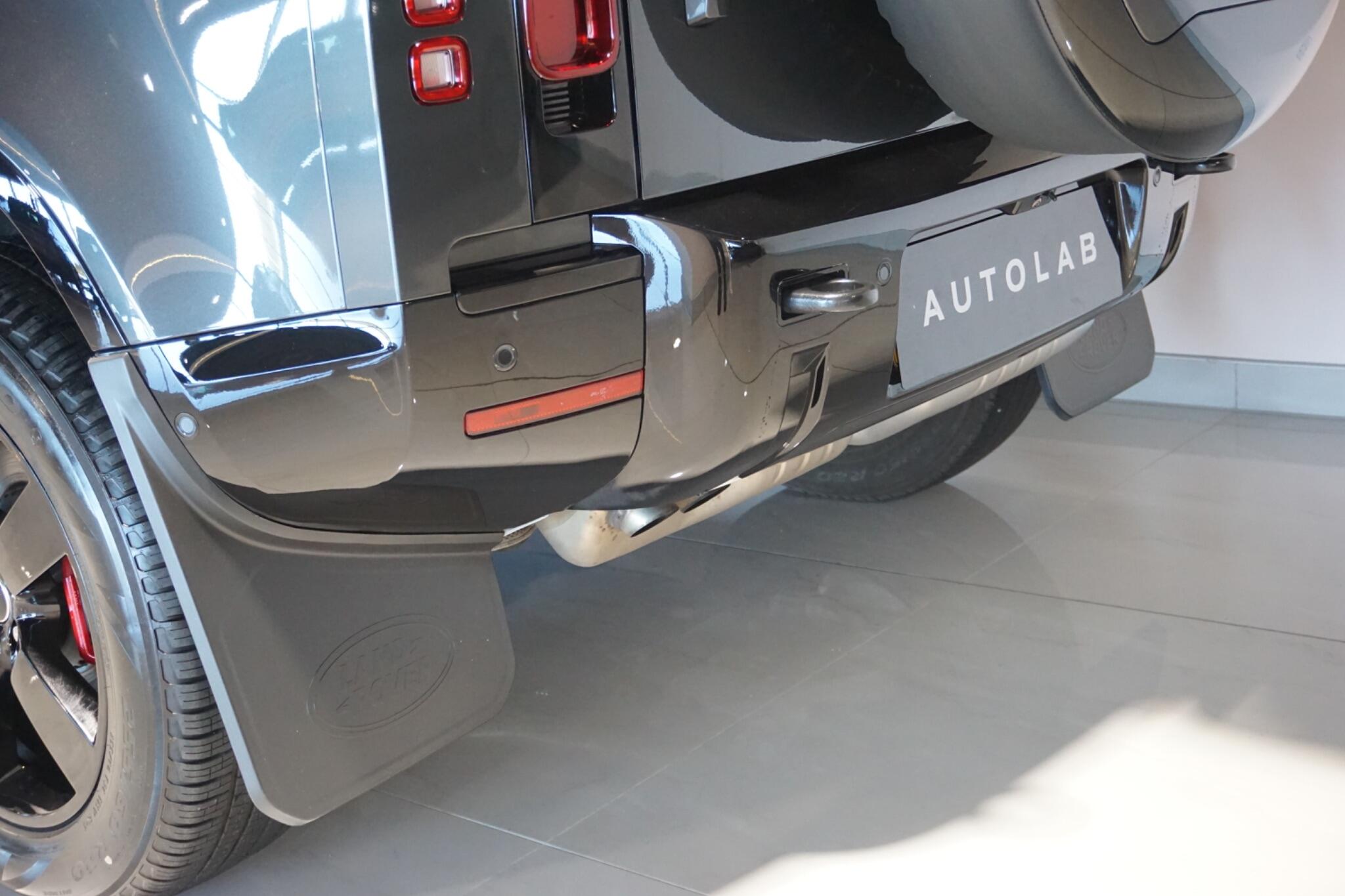 Land Rover Defender 110 3.0 D350 MHEV X-Dynamic HSE Hard Top SUV 5dr Diesel Auto 4WD MWB Euro 6 (s/s) (350 ps)